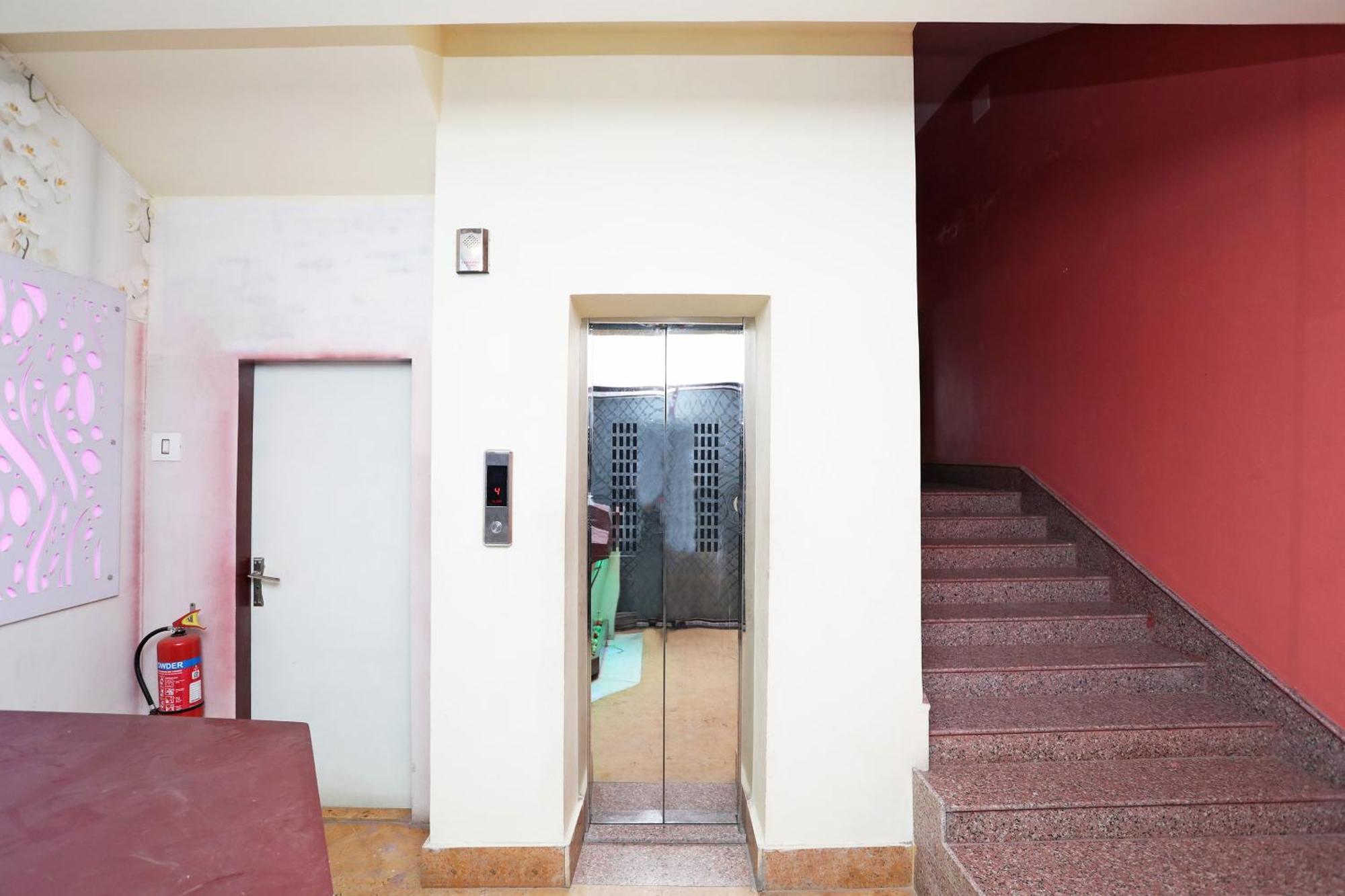 Hotel O Imperial Guest House Barasat المظهر الخارجي الصورة